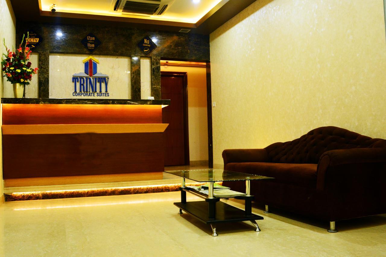 Trinity Corporate Udyog Vihar Hotel คูร์เคาน์ ภายนอก รูปภาพ
